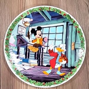 Vintage Disney Mickey Christmas Carol - Bah Humbug - Collector Plate 1st Issue.